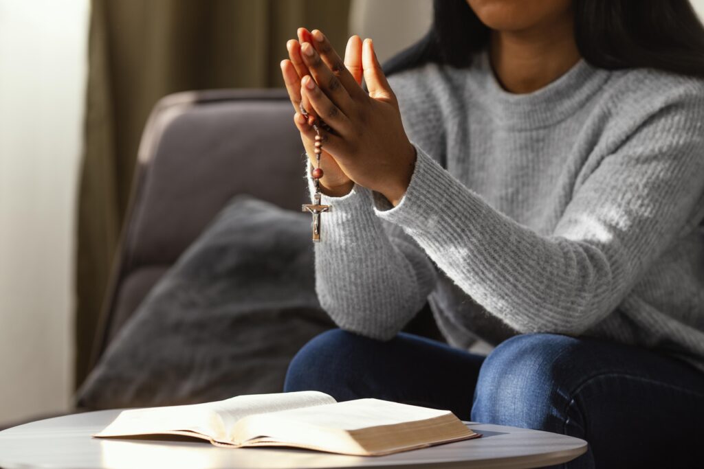 woman praying